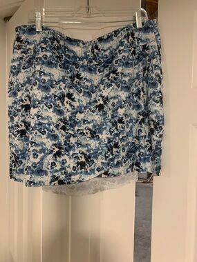 Blue Floral Print Women's Skirt